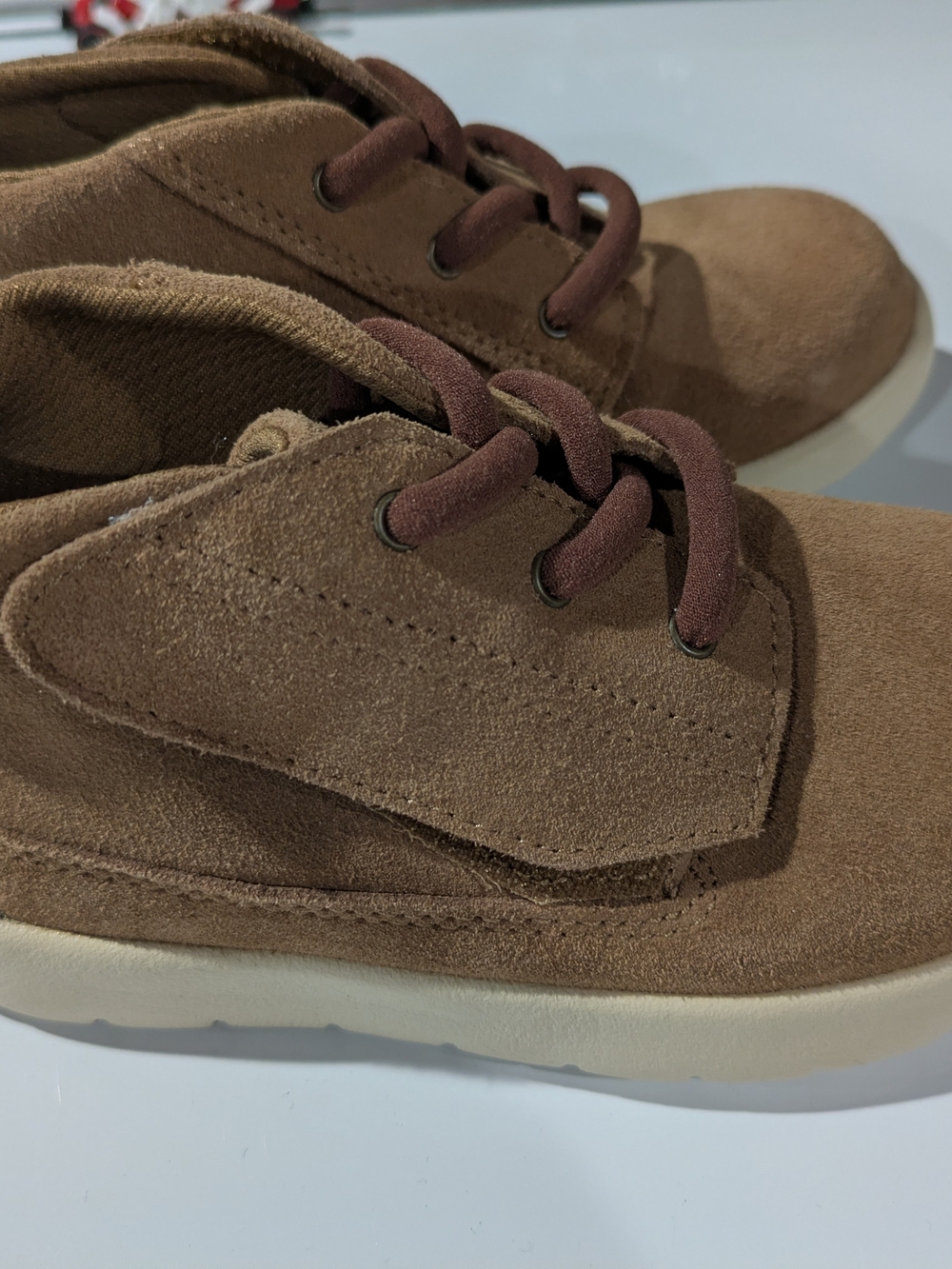 Ugg Canoe Chukka Boots/Shoes
